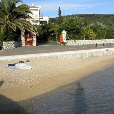 Apartments With A Parking Space Barbat, Rab - 16816 Barbat na Rabu Buitenkant foto