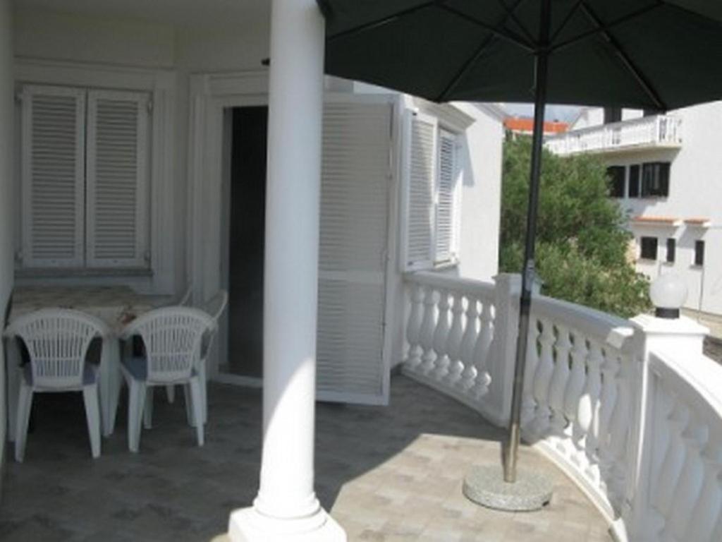 Apartments With A Parking Space Barbat, Rab - 16816 Barbat na Rabu Buitenkant foto