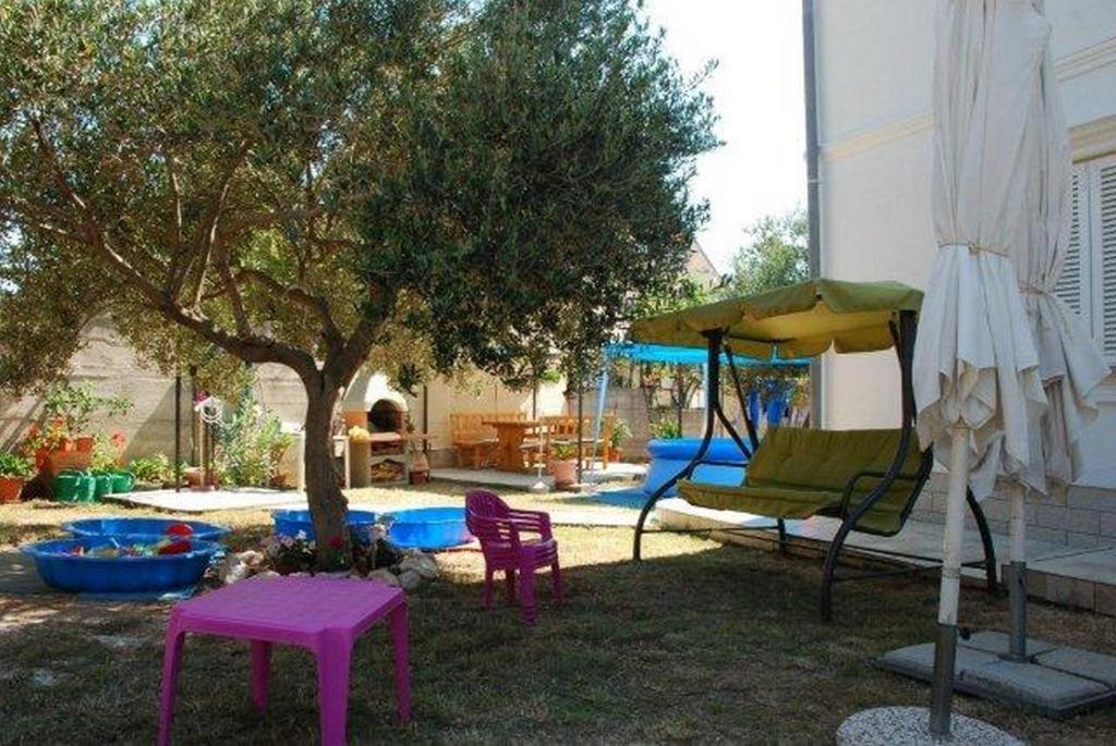 Apartments With A Parking Space Barbat, Rab - 16816 Barbat na Rabu Buitenkant foto
